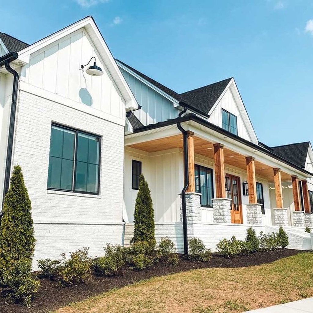 Photo 5 for Farmhouse House Plan #1074-24 - 4 bed, 3.5 bath
