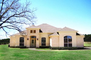 Exterior - Front Elevation for Country House Plan #472-438 - 4 bed, 3.5 bath
