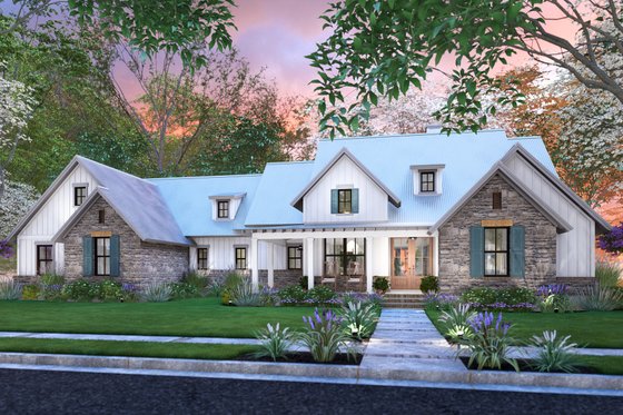 Luxurious Farmhouse Plan