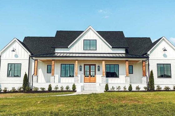 Farmhouse Photo Plan #1074-24