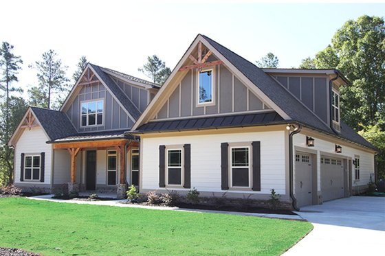 Exterior - Front Elevation 4 for Traditional House Plan #927-6 - 4 bed, 3 bath