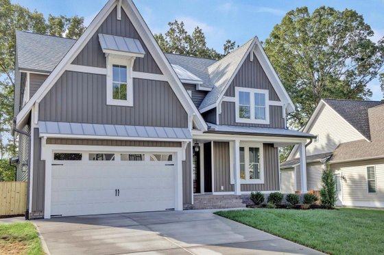 2-Car Garage