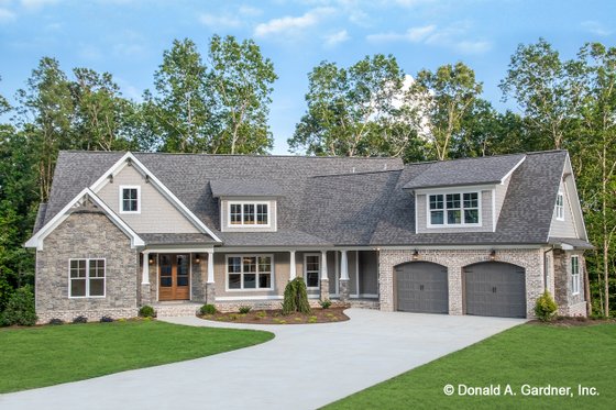 Exterior - Front Elevation for Craftsman House Plan #929-1040 - 3 bed, 2 bath