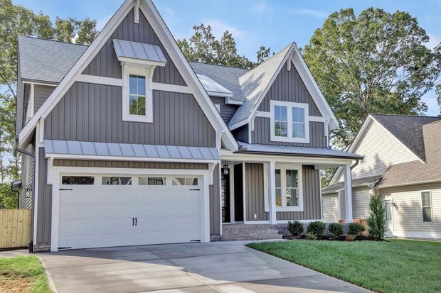 2-Car Garage