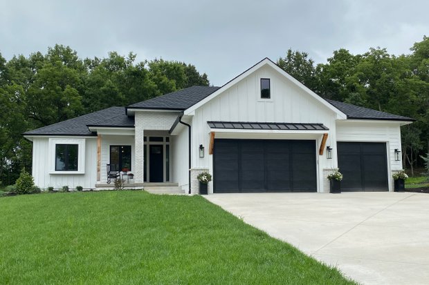 3-Car Garage